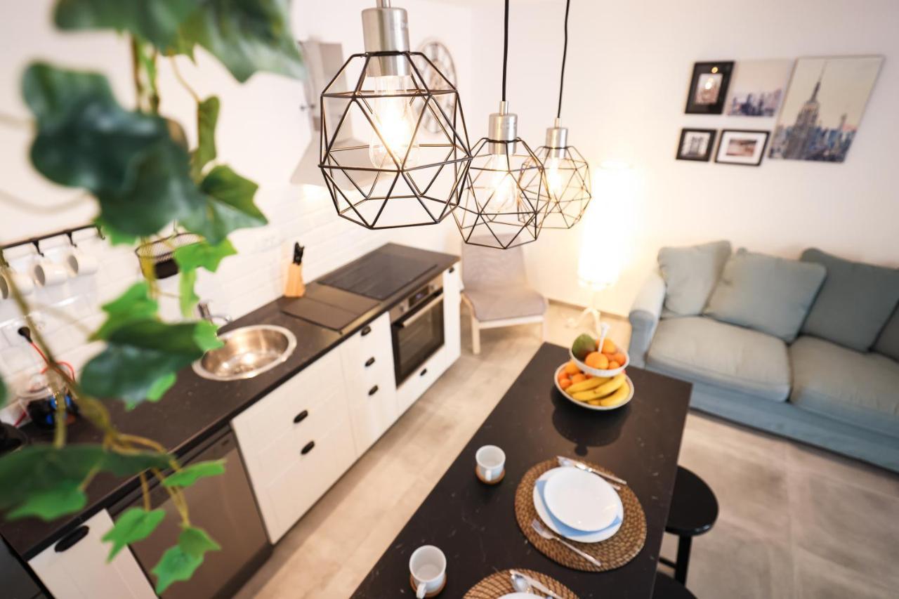 Old Road Apartment